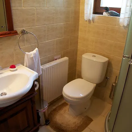 Walnut Grove Tatil Evi Vouni