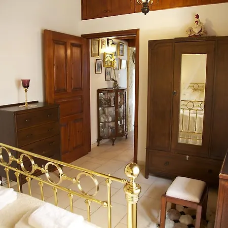 Walnut Grove Tatil Evi Vouni